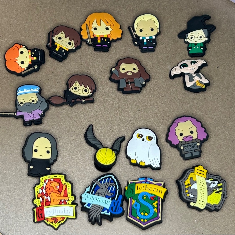 Harry Potter shoe charms new 17 piece new